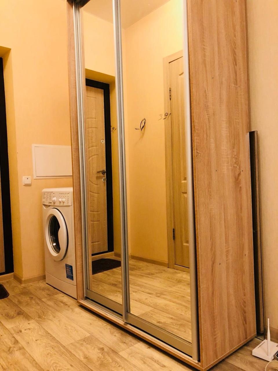Comfortable Apartment Near Metro Kharkiv Eksteriør bilde