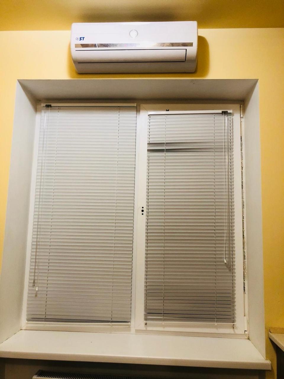 Comfortable Apartment Near Metro Kharkiv Eksteriør bilde