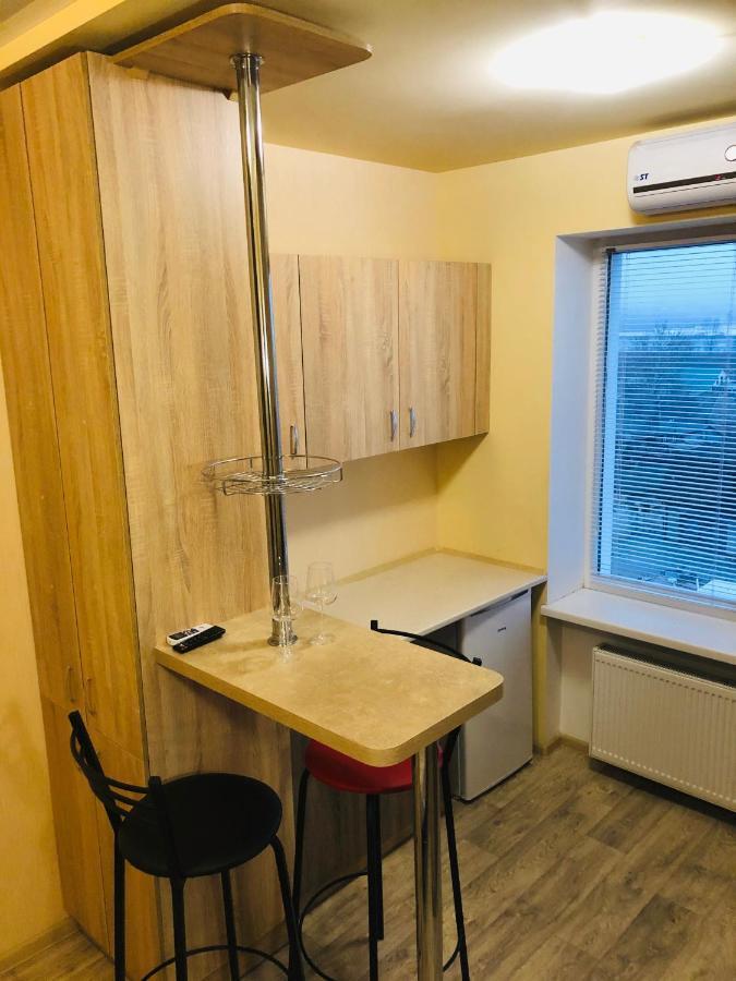 Comfortable Apartment Near Metro Kharkiv Eksteriør bilde